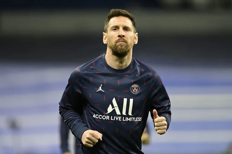 Lionel Messi prepares for a key duel in the future of PSG in the Champions League
