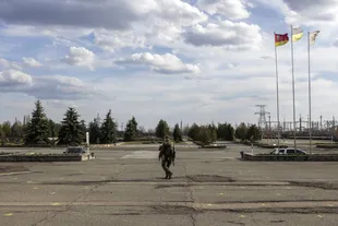 A Ukrainian soldier outside the main station of the Chernobyl nuclear power plant