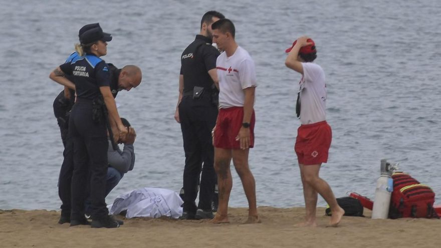 A 12-year-old boy drowned on a beach in Las Palmas