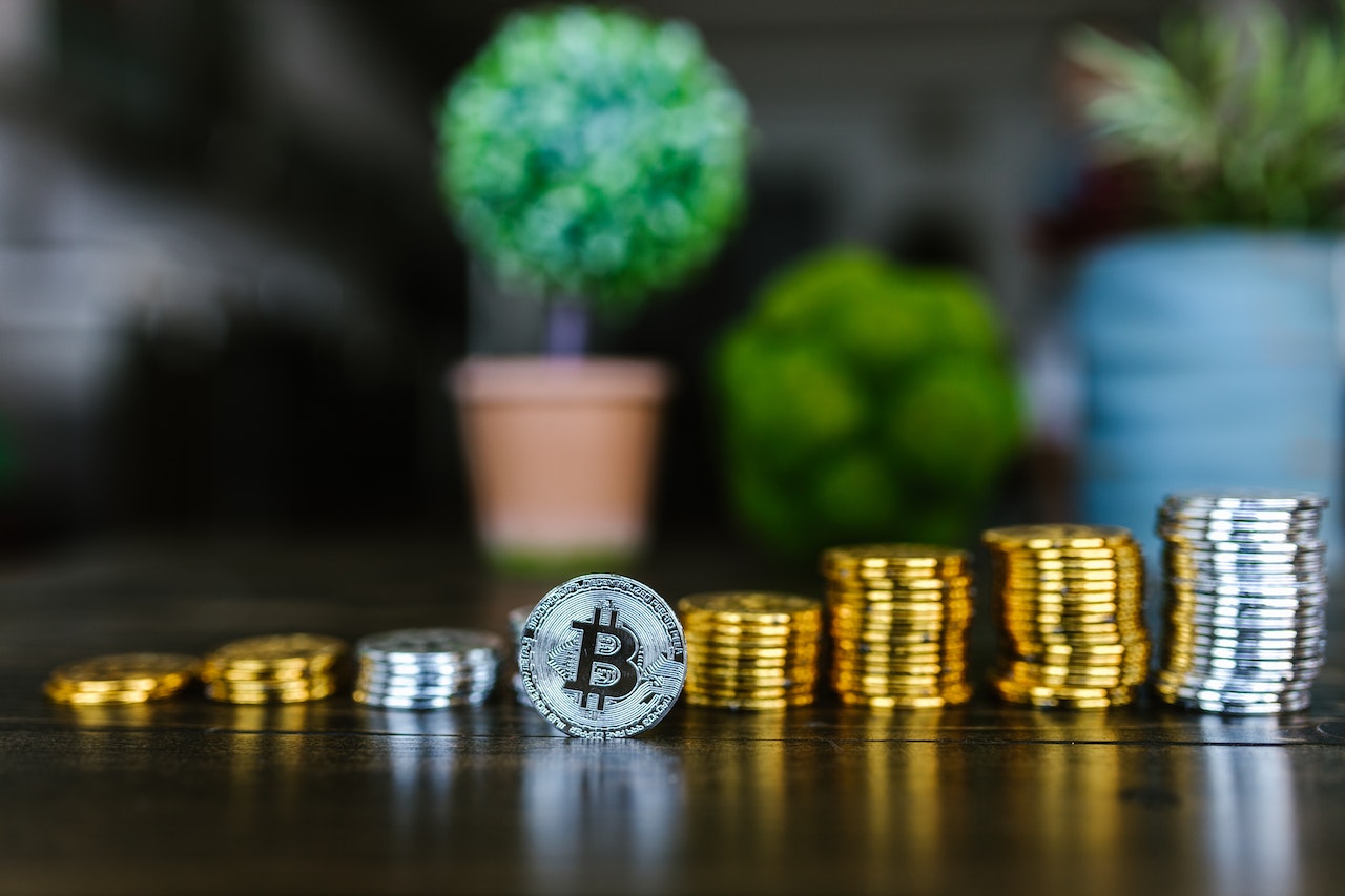 How to Invest in Cryptocurrency For Beginners