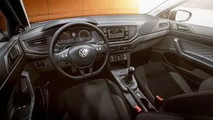 Volkswagen Polo Track inside