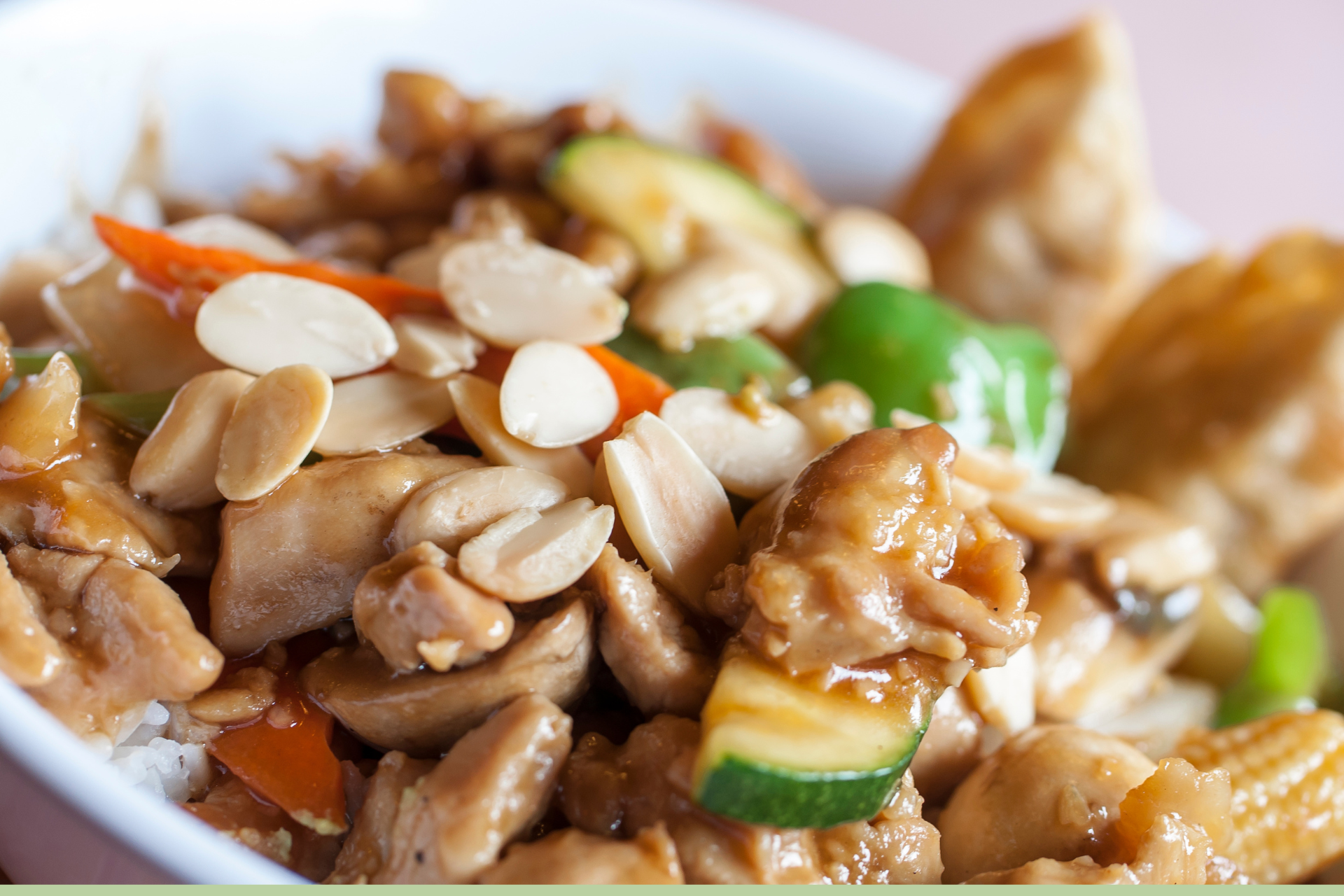 Chicken recipe with almonds